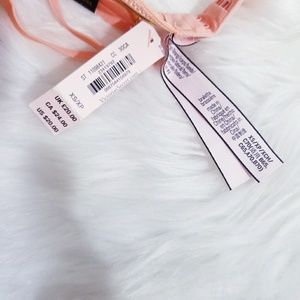 Victoria's Secret Intimates & Sleepwear - New Victoria's Secret bralette bra XS Victoria's Secret Intimates & Sleepwear - New Victoria's Secret bralette bra XS